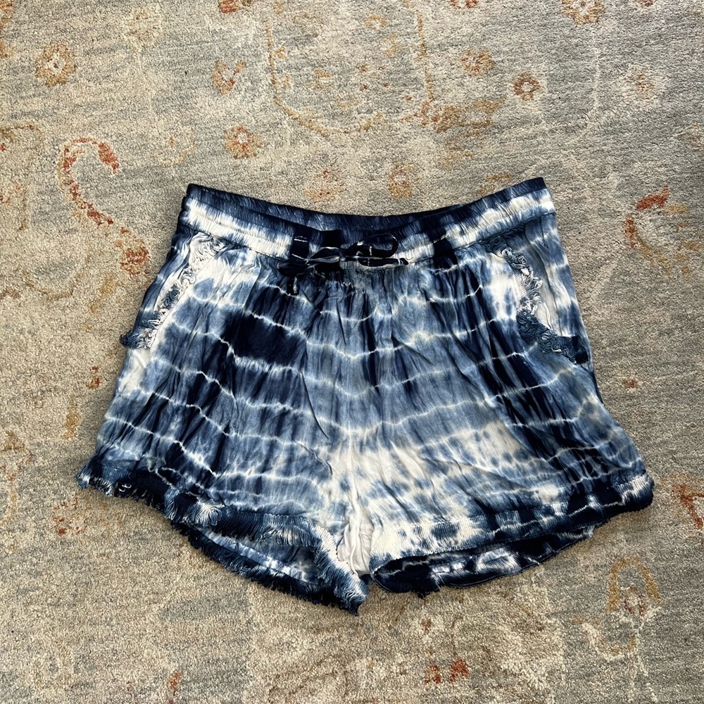 Stylish Tie-Dye Women's Shorts